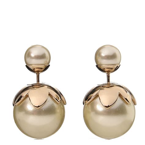 dior mise en dior earrings buy online|Dior pearl earrings.